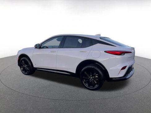 Used 2025 Buick Envista Sport Touring image 10