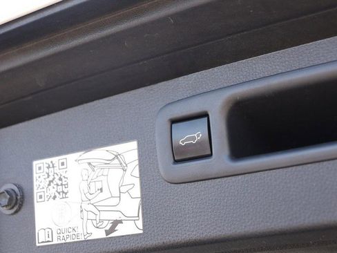 Used 2021 Toyota Highlander Platinum image 8