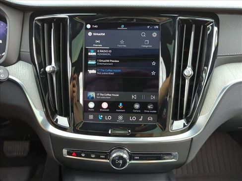 Used 2024 Volvo V60 B5 Cross Country Ultimate w/ Protection Package Premier AWD/4WD image 14