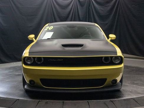 Used 2020 Dodge Challenger R/T Scat Pack w/ Dynamics Package RWD image 5