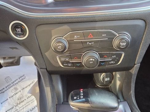 Used 2015 Dodge Charger SE w/ Popular Equipment Group RWD image 20
