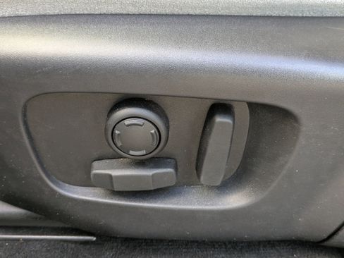 Used 2020 Land Rover Range Rover Evoque S image 25