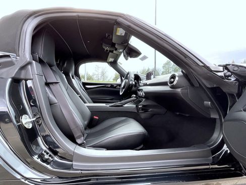 New 2026 MAZDA MX-5 Miata Grand Touring w/ Weather Package RWD image 16