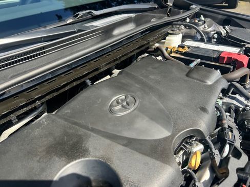 Used 2021 Toyota Camry XSE image 30