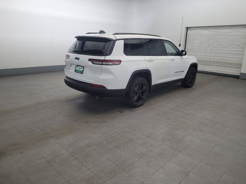 Used 2023 Jeep Grand Cherokee L Laredo AWD/4WD image 9