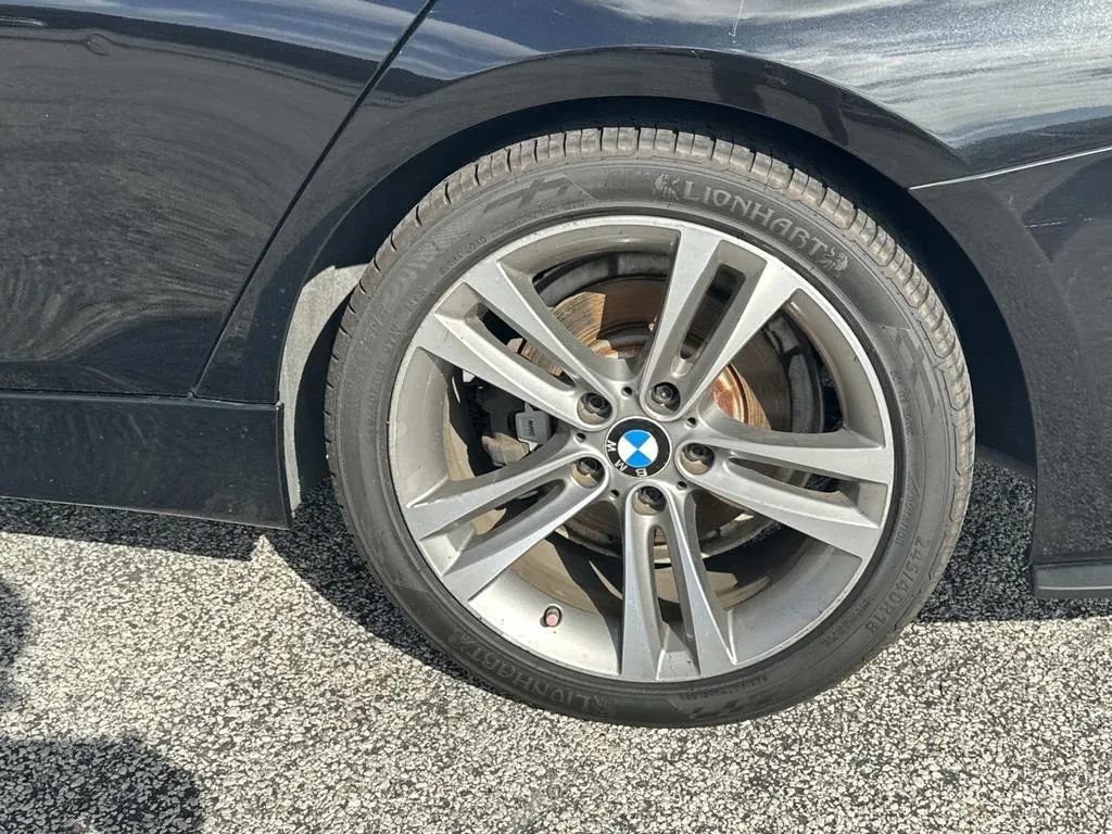 Used 2015 BMW 328i Sedan RWD image 11