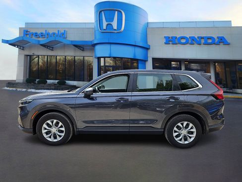 Used 2024 Honda CR-V LX image 4