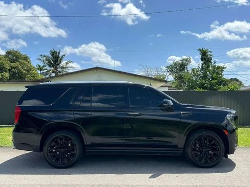 Used 2021 GMC Yukon Denali w/ Denali Ultimate Package AWD/4WD image 3