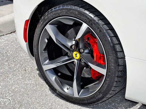 Used 2024 Ferrari SF90 Spider image 13