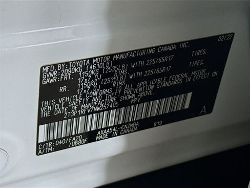 Used 2022 Toyota RAV4 XLE w/ Convenience Package image 33