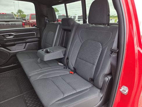 Used 2025 RAM 1500 Big Horn RWD image 27
