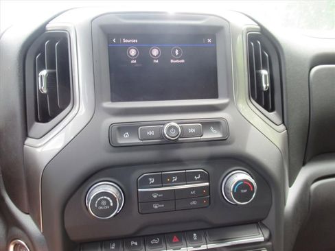 Used 2026 Chevrolet Silverado 2500 W/T w/ WT/CX Safety Package AWD/4WD image 24