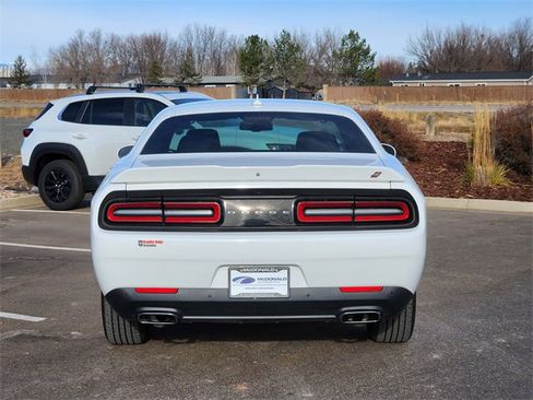 Used 2018 Dodge Challenger GT w/ GT Interior Package image 11