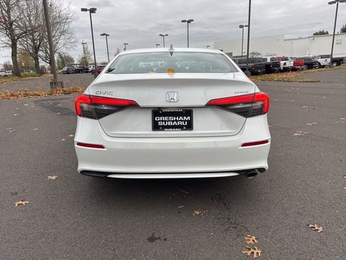 Used 2022 Honda Civic Sport image 6