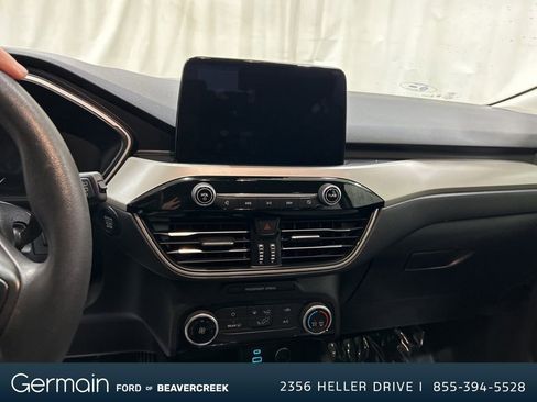 Used 2021 Ford Escape SE image 20