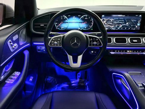 Used 2020 Mercedes-Benz GLE 350 4MATIC w/ Premium Package image 31