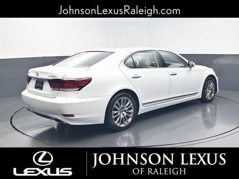 Used 2015 Lexus LS 460 L RWD image 9