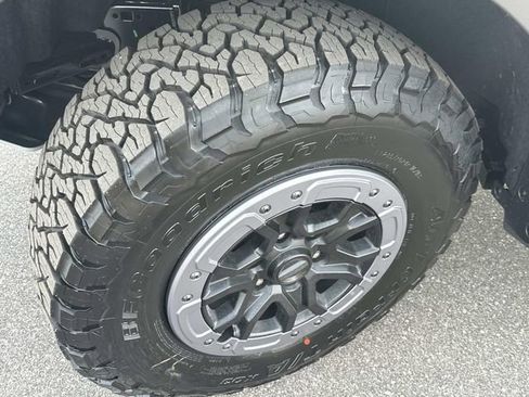 New 2025 Ford Ranger Raptor image 16