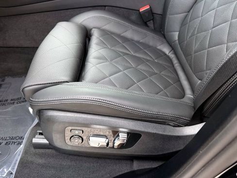Used 2026 BMW X5 sDrive40i w/ Climate Comfort Package RWD image 20