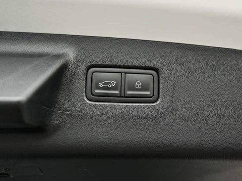 New 2026 Hyundai Santa Fe SE image 9