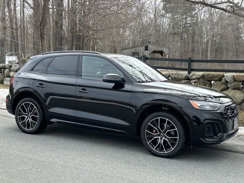 Used 2023 Audi SQ5 Premium Plus w/ Premium Plus Package image 18