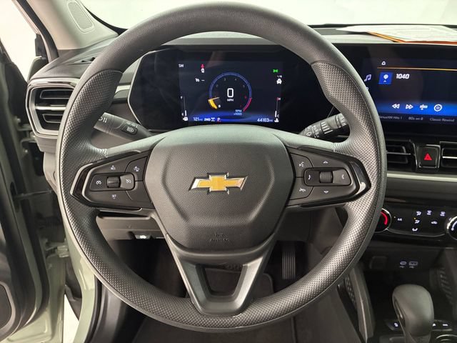Used 2025 Chevrolet TrailBlazer LT AWD/4WD image 22