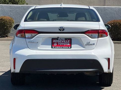 Certified 2023 Toyota Corolla LE FWD image 8