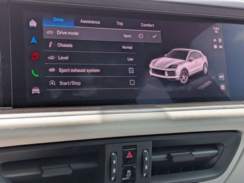 Certified 2024 Porsche Cayenne S AWD/4WD image 18
