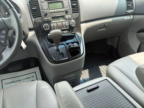 Used 2014 Kia Sedona EX FWD image 16