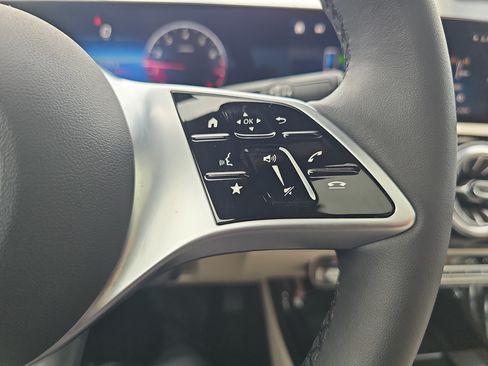 Certified 2026 Mercedes-Benz CLA 250 image 21