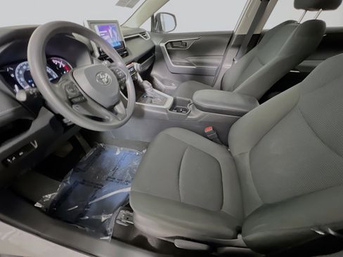 Used 2025 Toyota RAV4 LE image 15