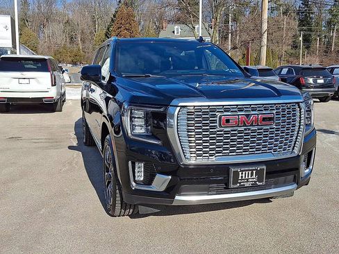 Certified 2023 GMC Yukon XL Denali image 3
