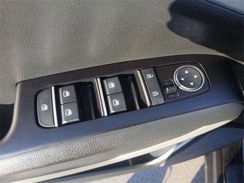 Certified 2023 Kia Soul LX w/ LX Technology Package image 13