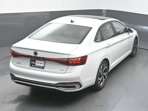 New 2026 Volkswagen Jetta SEL image 48