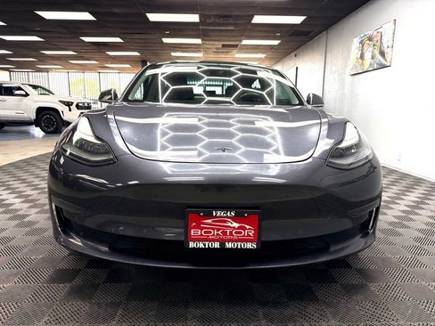 Used 2019 Tesla Model 3 Standard Range Plus RWD image 4