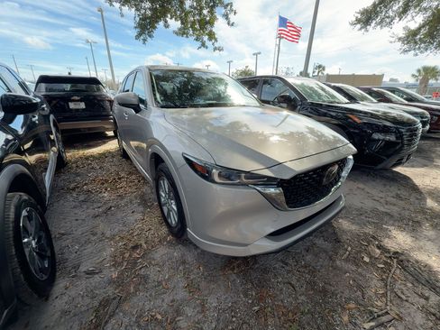 Used 2025 MAZDA CX-5 AWD 2.5 S w/ Preferred Package image 7
