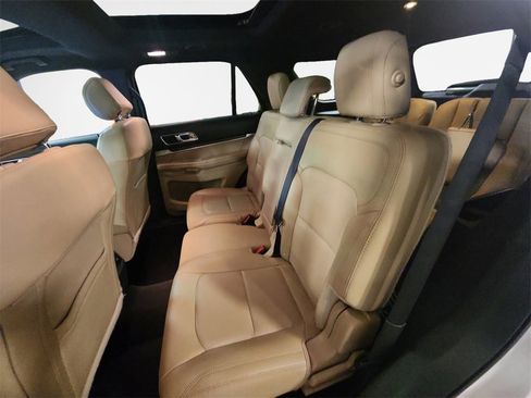 Used 2017 Ford Explorer Limited w/ Equipment Group 301A image 24