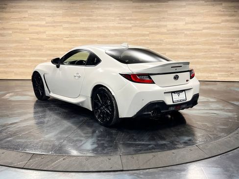 Used 2024 Toyota GR86 Premium image 21