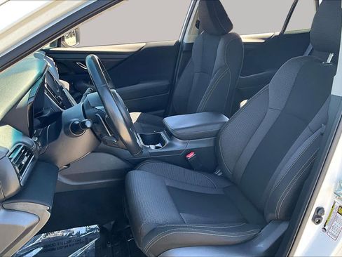 Used 2022 Subaru Outback Premium AWD/4WD image 7