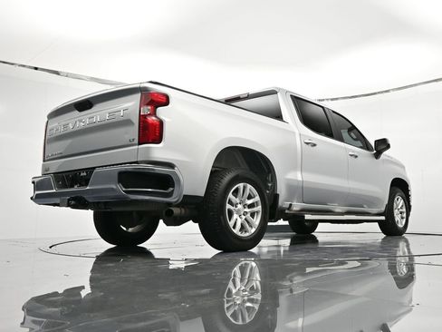 Used 2021 Chevrolet Silverado 1500 LT image 42