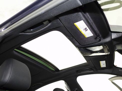 Used 2020 BMW 530i w/ Convenience Package image 19