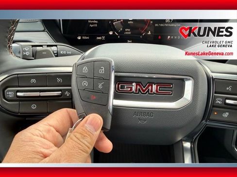 New 2026 GMC Acadia AT4 w/ Luxury Package AWD/4WD image 56
