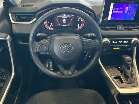 Used 2025 Toyota RAV4 LE image 17