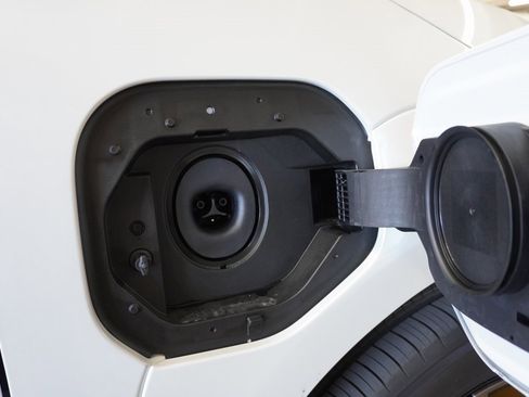 New 2026 Toyota bZ XLE image 20