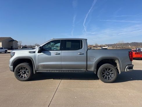 Used 2025 GMC Sierra 1500 AT4 w/ AT4 Premium Package image 6