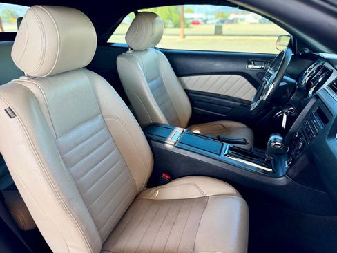 Used 2012 Ford Mustang GT Premium w/ Security Pkg RWD image 16