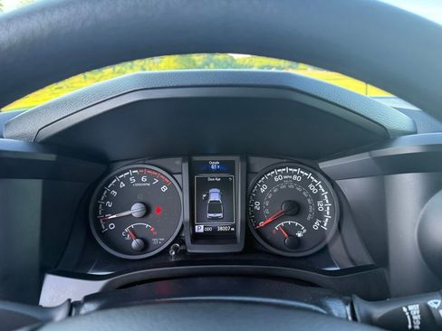 Used 2022 Toyota Tacoma SR w/ SR Convenience Package RWD image 30
