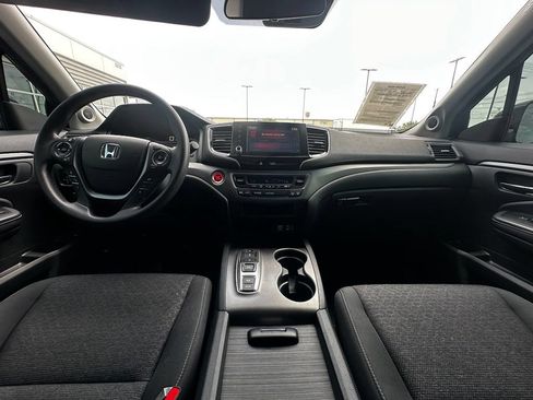 Used 2022 Honda Ridgeline Sport image 11
