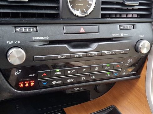 Used 2021 Lexus RX 350 AWD w/ Premium Package image 17