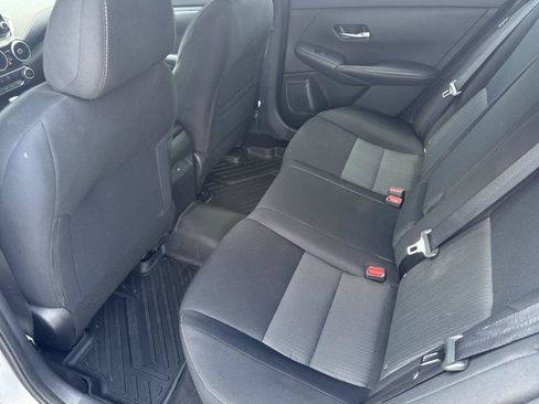 Used 2022 Nissan Sentra SV FWD image 28